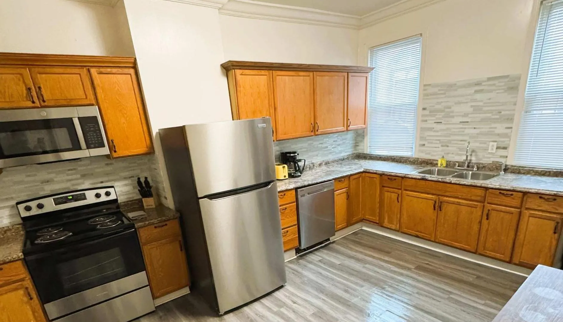 Stylish Northside 4 Bed Off Street Parking Villa Pittsburgh 0*,  United States