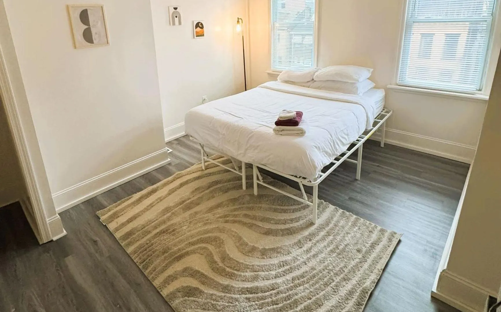 Stylish Northside 4 Bed Off Street Parking Villa Pittsburgh Holiday home