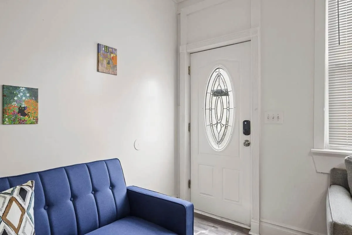 Stylish Northside 4 Bed Off Street Parking Villa Pittsburgh 0*,