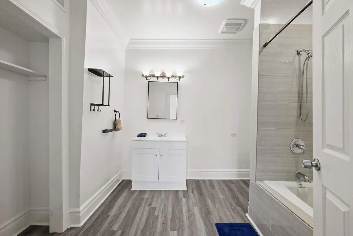 Holiday home Stylish Northside 4 Bed Off Street Parking Villa Pittsburgh United States